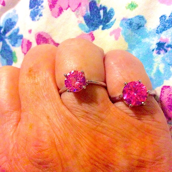 Simulated morganite ring, sterling silver, sizes eight and seven :
U pick - Picture 5 of 14